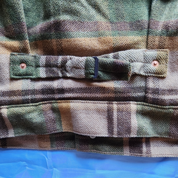 LEVI'S MEN'S PLAID WOOL- BLEND SHERPA-LINED TRUCKET JACKET BROWN/GREEN SZ SMALL - Picture 7 of 13